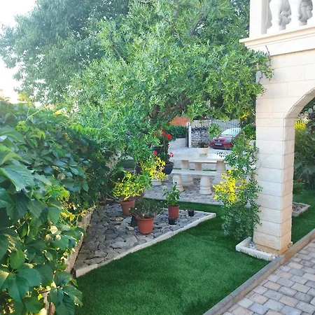 Apartment Kraljevic *