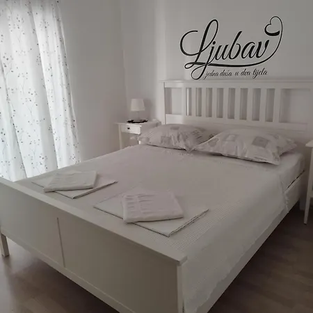 Kraljevic Apartment *