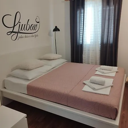 Kraljevic Apartman Vodice
