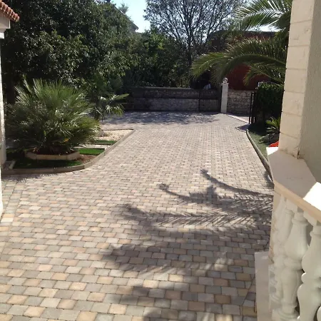 Kraljevic Apartman *